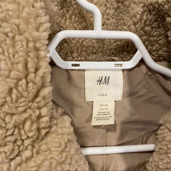 H&M teddy bear coat - Picture 4 of 4